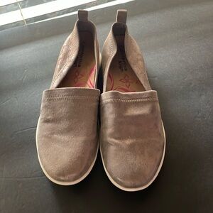 Women's COMFORTIVA Carni Slip-On (6.5M)